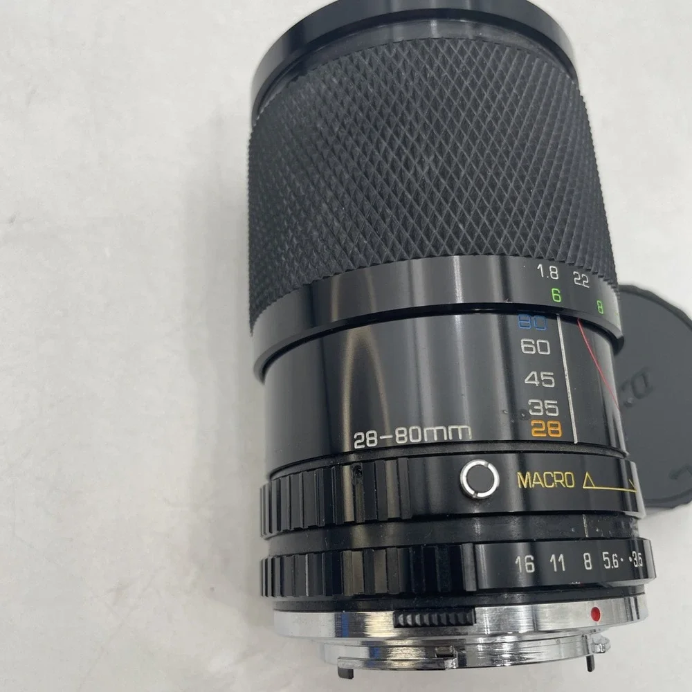 Vintage Soligor MC C/D Zoom+Macro  28-80mm F:3.5-4.5 Camera lens w/case